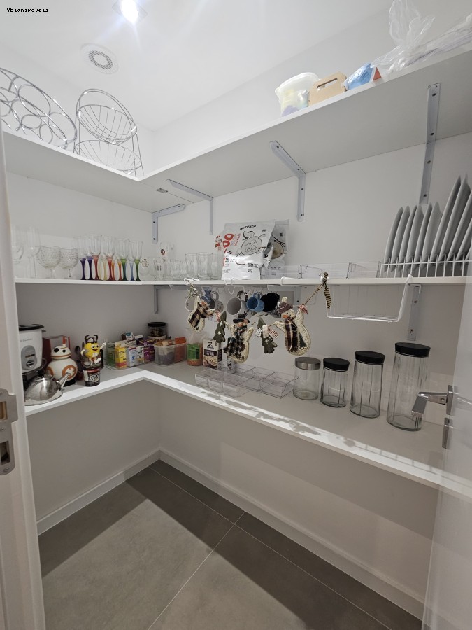 Apartamento, 3 quartos, 139 m² - Foto 2